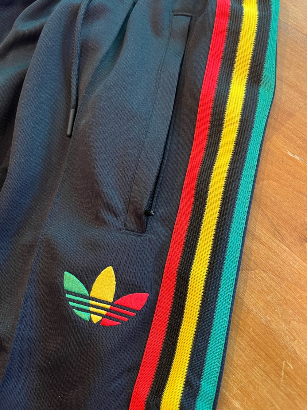 ADIDAS  X BOB MARLEY Originals Track Suit - Picture 11 of 14